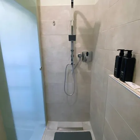 Anna - Comfort E Stile In Centro Storico Imola