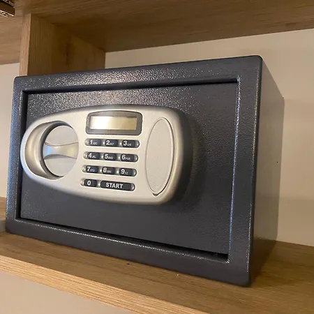 Anna - Comfort E Stile In Centro Storico Imola