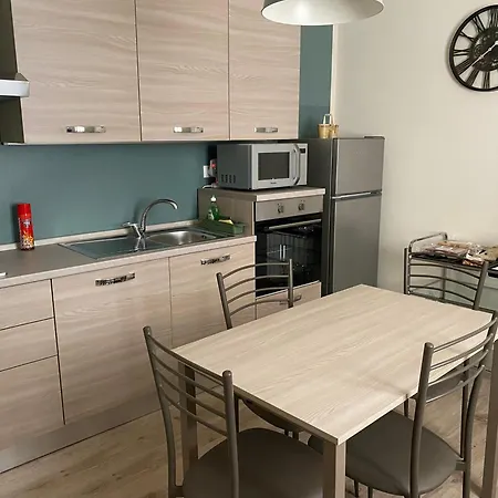 Anna - Comfort E Stile In Centro Storico * Imola