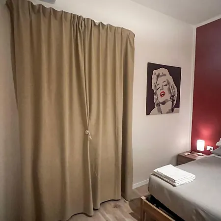 Anna - Comfort E Stile In Centro Storico * Imola