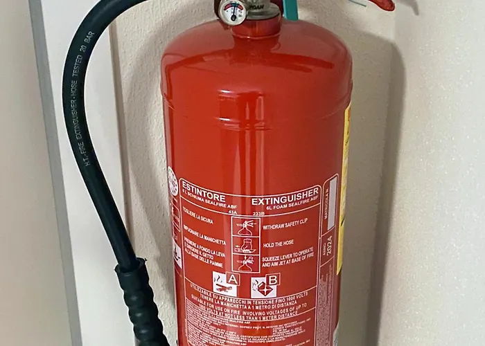 アパート Anna - Comfort E Stile In Centro Storico イーモラ